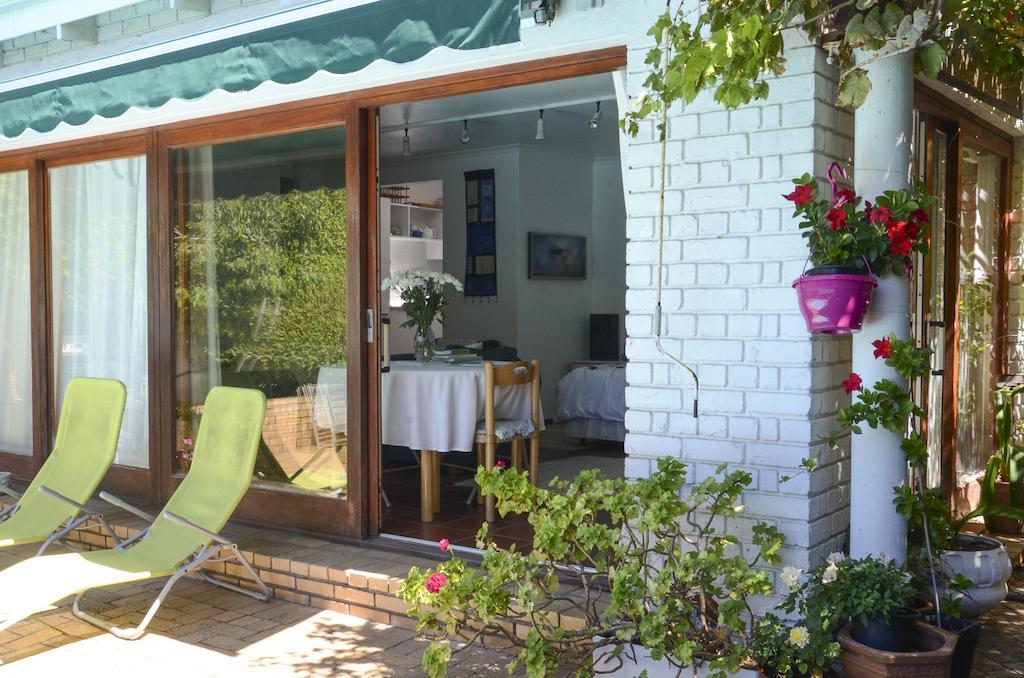 Robin'S Nest Apartman Fokváros Szoba fotó